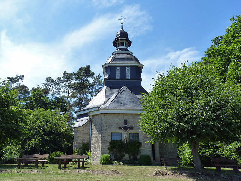 Die Weingartenkapelle in Naumburg  Geweiht zu Ehren der Gottesmutter Maria